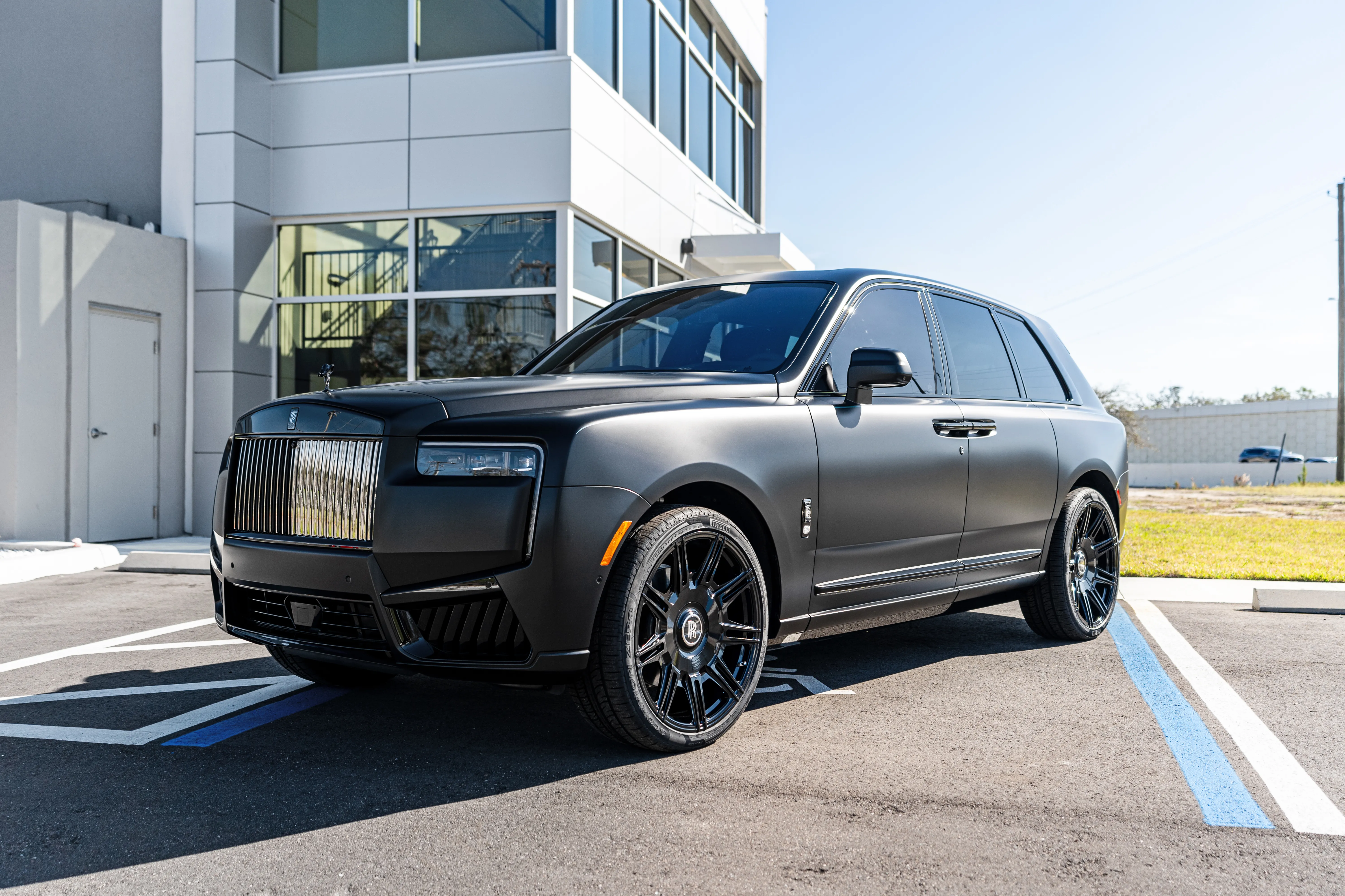 2025 Rolls-Royce Black Badge Cullinan: market value and price history