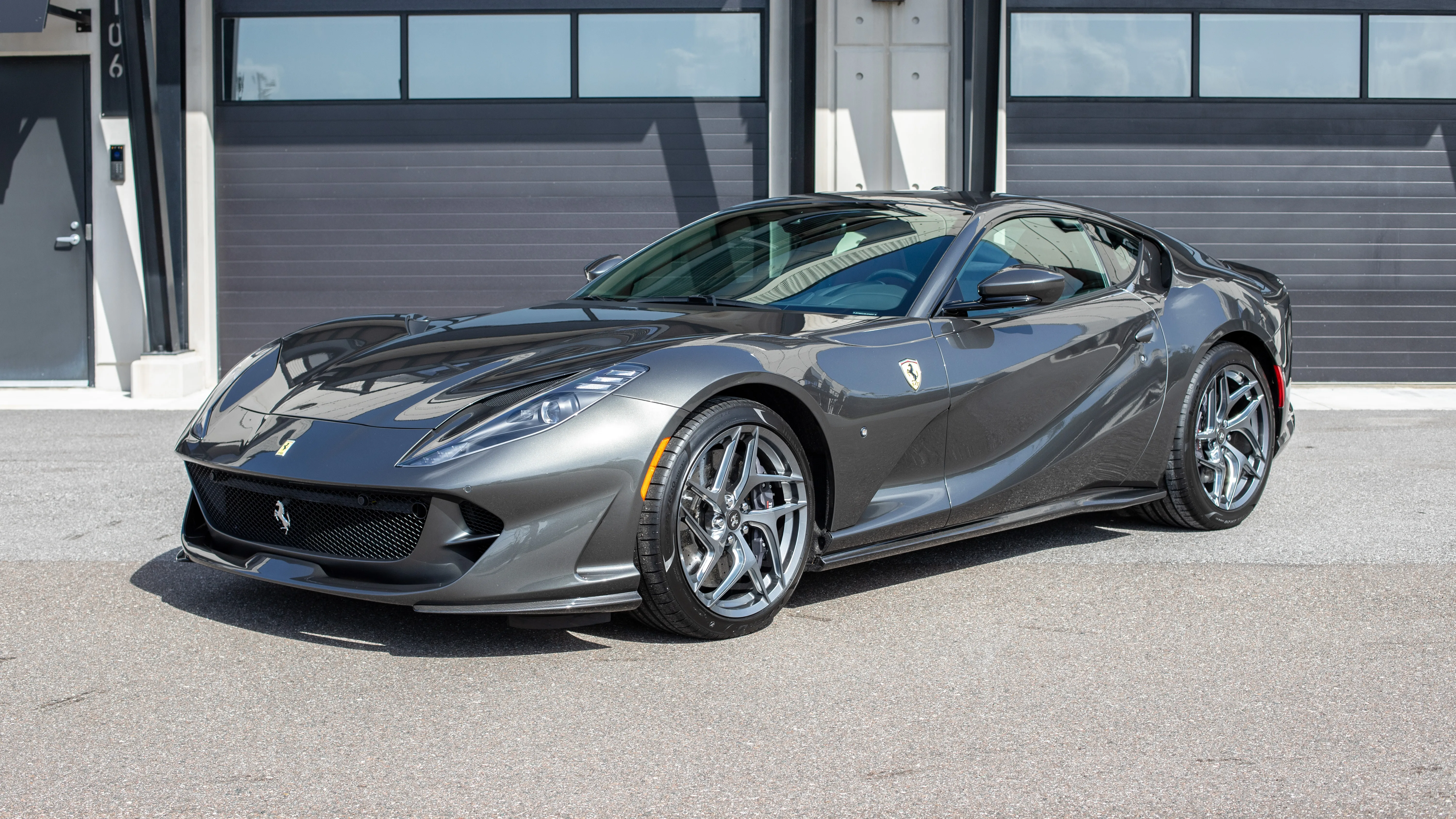 2020 Ferrari 812 Superfast: market value and price history