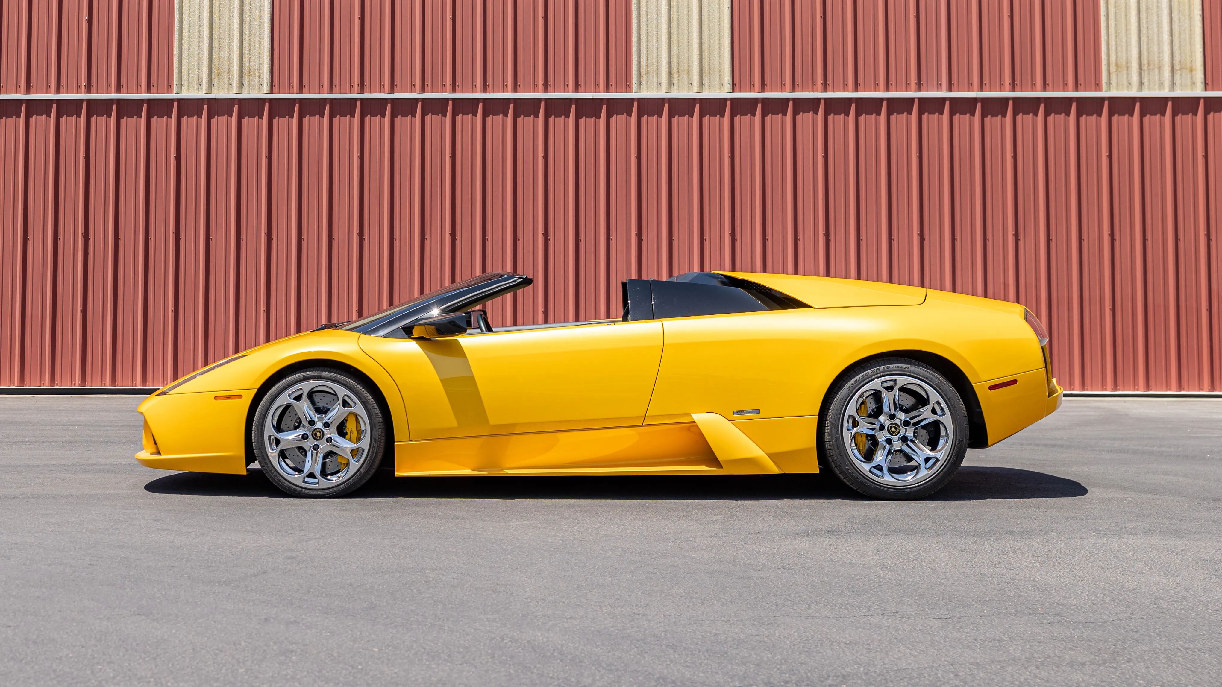 2006 Lamborghini Murcielago Roadster Gated 6-Speed Roadster for