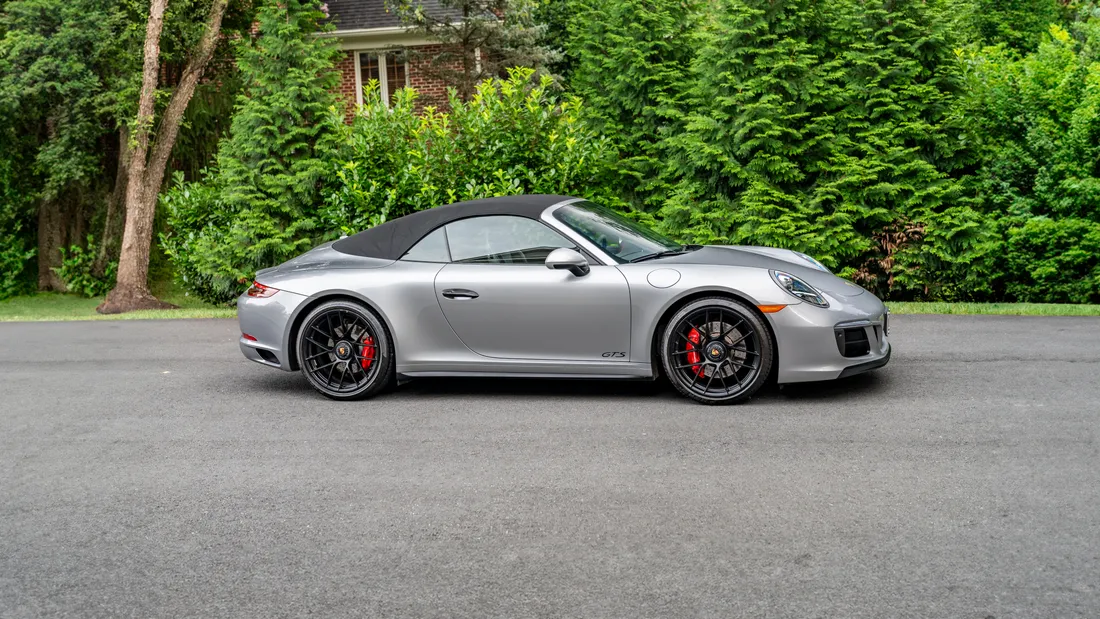 2019 Porsche 911 Carrera GTS Cabriolet GTS Cabriolet for