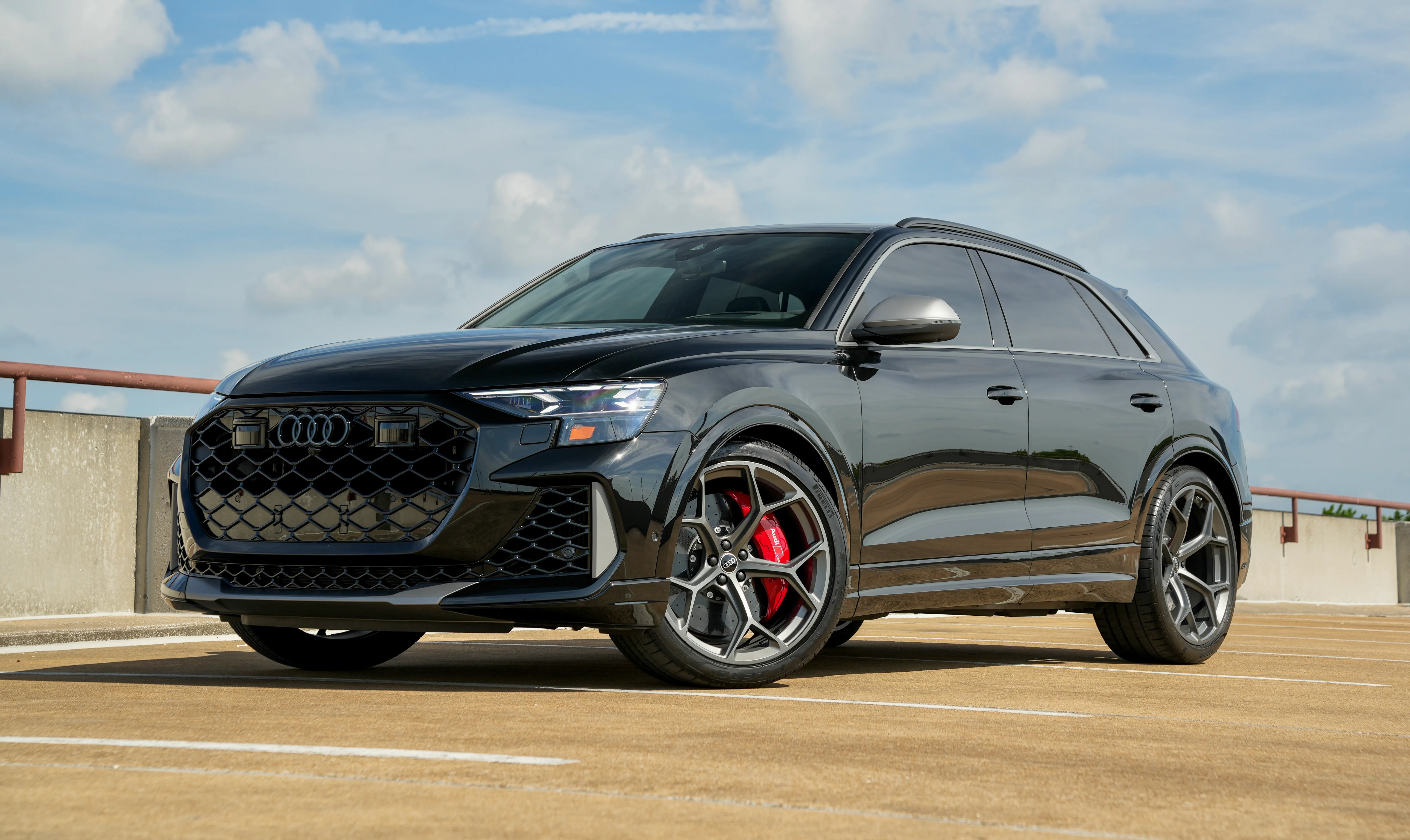 2025 Audi RS Q8 Performance