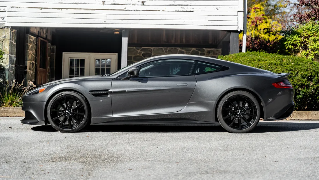 STRIDR STR ▲新品未開封▲早い者勝ち！世界限定1000台希少モデル 2018 Aston Martin Vanquish S 2dr Coupe for sale on Sotheby's