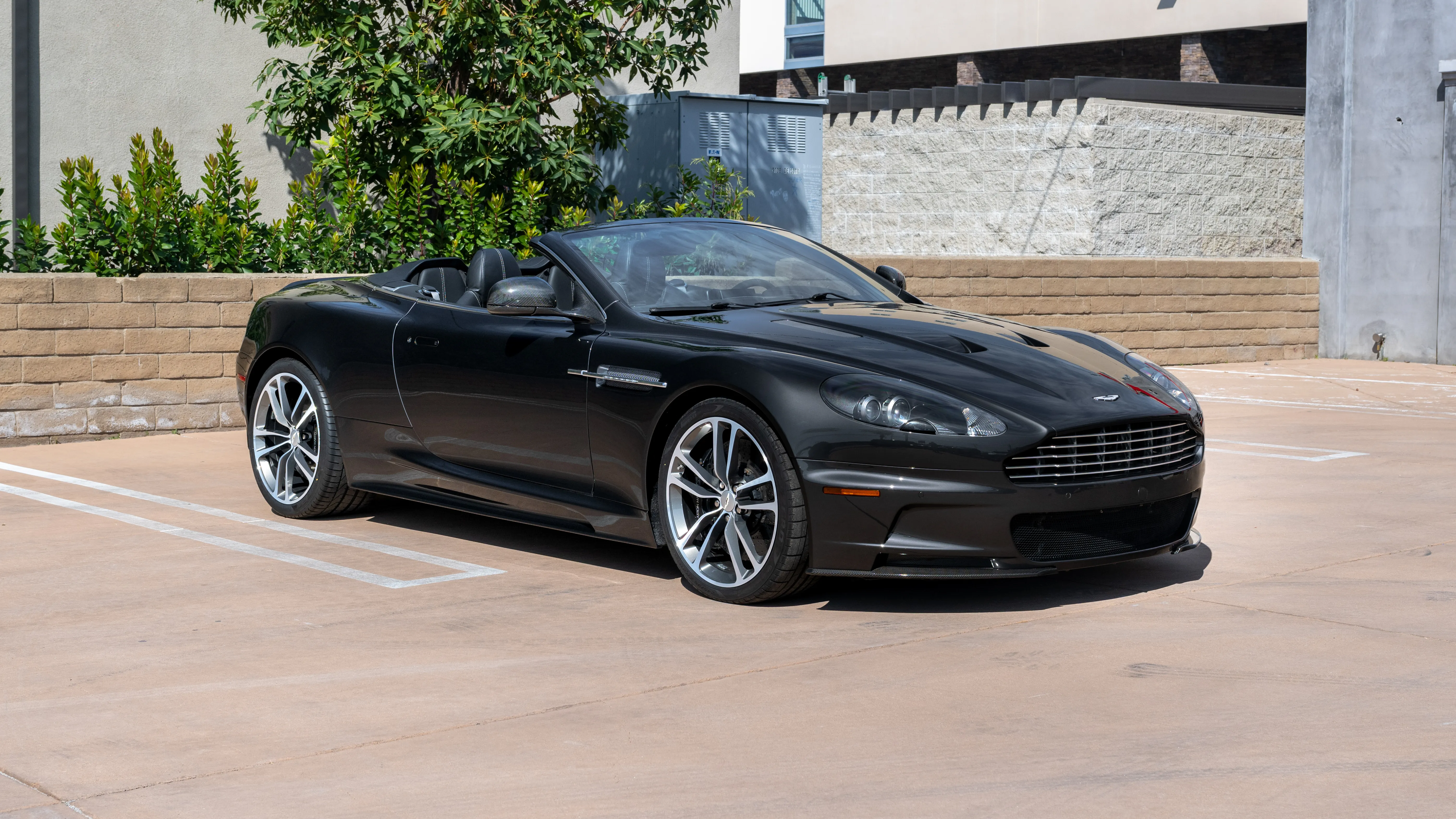 2010 Aston Martin DBS Volante — market value and price history